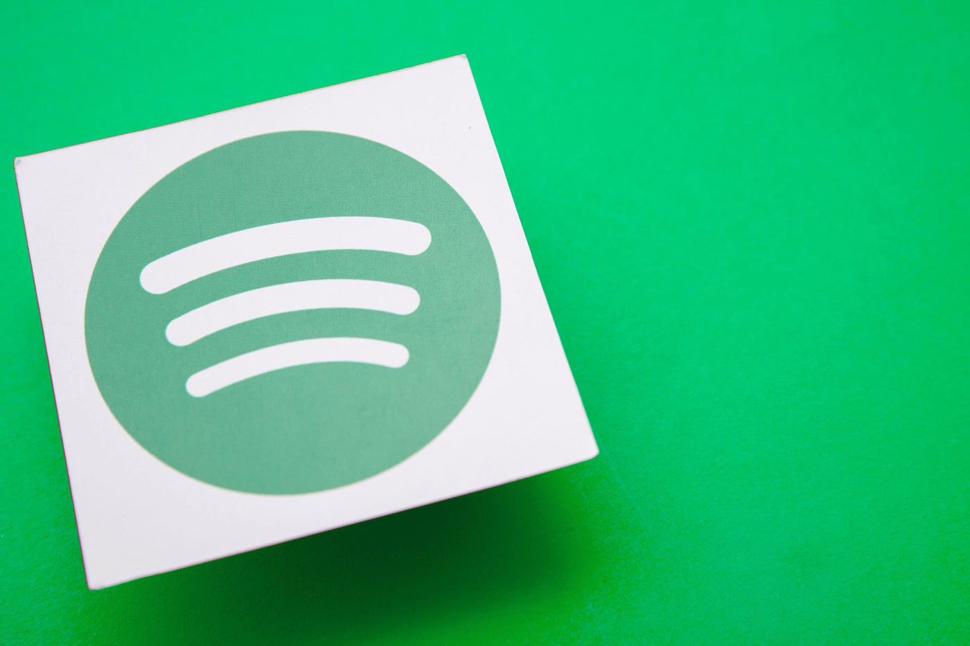 The Truth About Spotify Playlist Pitching: How to Navigate 2024 and Beyond - De Novo Agency